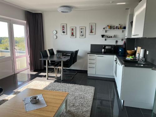 WoogeTraum - Traumwohnung mit Meerblick direkt am Strand - image 14