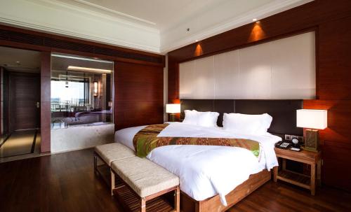 landmark mekong riverside hotel