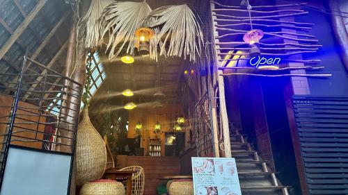 Bar, A Lounge Hostel in Ella