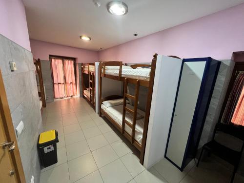 -- Albergue Casa Mariela -- Solo Peregrinos con Credenciales in Torres Del Rio