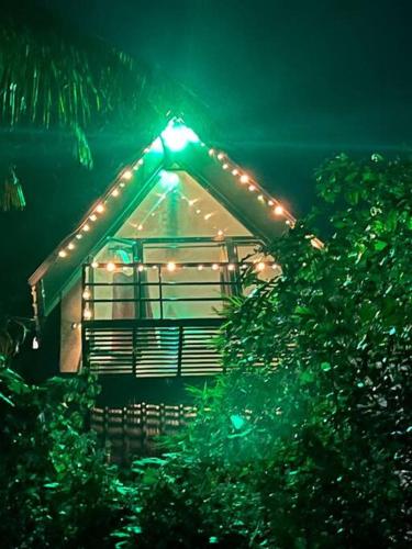 Casita Greens A-frame Hut