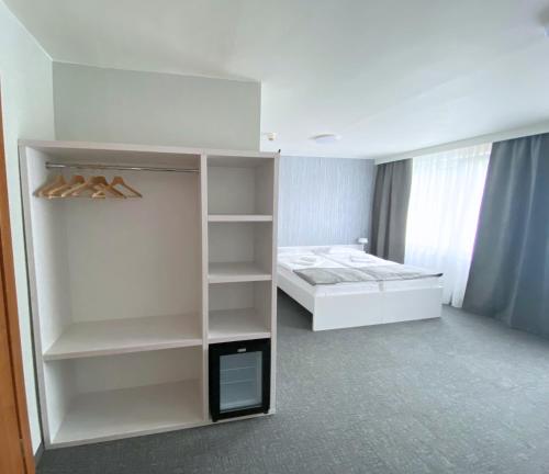 Superior Double Room image 5