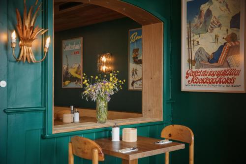 Hotel Bellevue - image 5