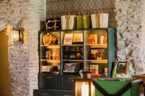 Okapuka Safari Lodge Okapuka Safari Lodge