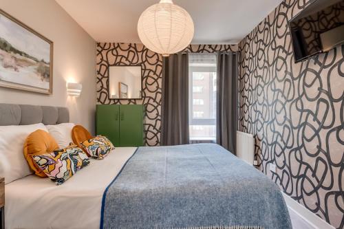 Central Belfast Apartments: Citygate - image 7