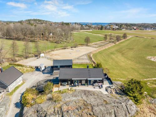 B&B Grimstad - Nytt og sjønært hus med boblebad til leie! - Bed and Breakfast Grimstad