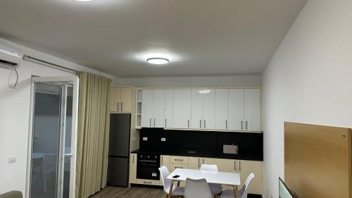 Oaz Apartments - Spacious Ap