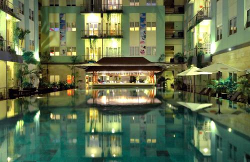 ハリス ホテル&レジデンス リバービュー クタ12