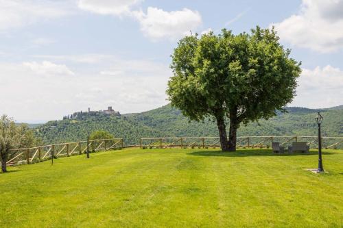 Casale la Querce by VacaVilla