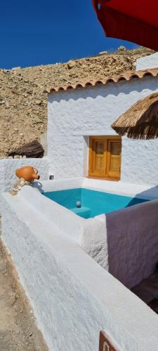 Cuevas Los Coloraos - La Cuadra in Villanueva de las Torres