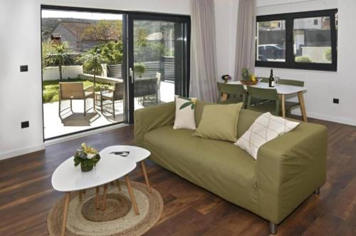 3 bedrooms, 3 beds