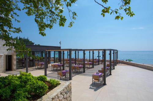 บริการและสิ่งอำนวยความสะดวก, โรงแรมแอสทาเรีย (Hotel Astarea) in มาลินิ