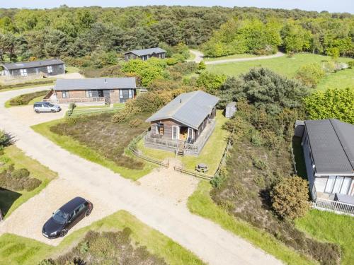 Heathland Lodge - Norfolk Cottage Agency