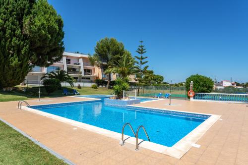 Casa Alegria - Alporchinhos Beach House with Pool