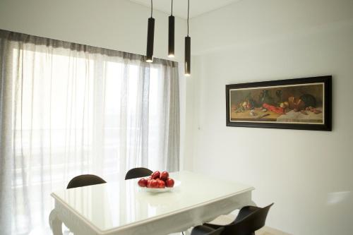 Luxury Apartment with Exceptional View - image 10