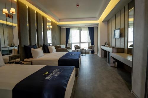 Newarise Hotel in Різе