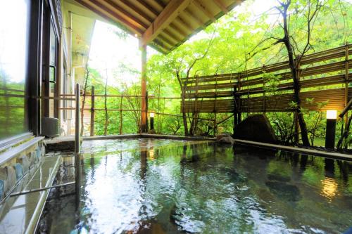 白鷺湯たわらや