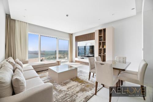 WelHome - Luxe Apt With Dazzling Views Steps From The Beach