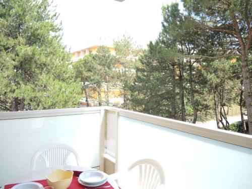 Flat 100m from the beach with sunny terrace
