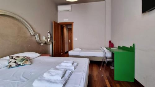Triple Room image 10