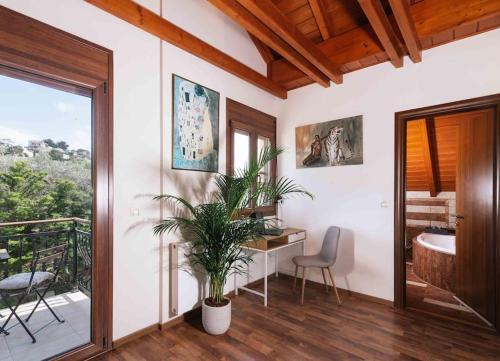 Myron Olive Villa Retreat in Gorgolaini