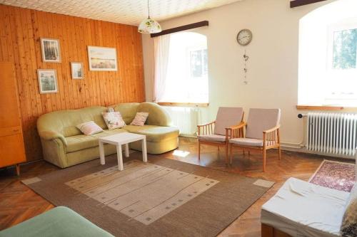 Dům u Kříže (Dum u Krize) in เวลกาเวส