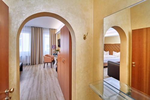 Hotel Heidelberger Hof - image 9