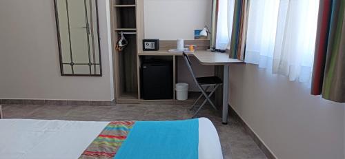 Hotel Le Majestic Canet plage - image 10