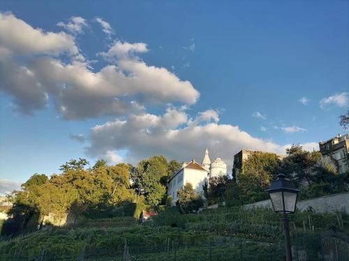 Appartement avec vue exceptionnelle à Montmartre.