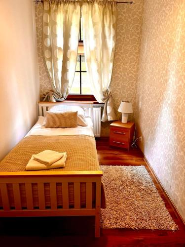 1 twin bed