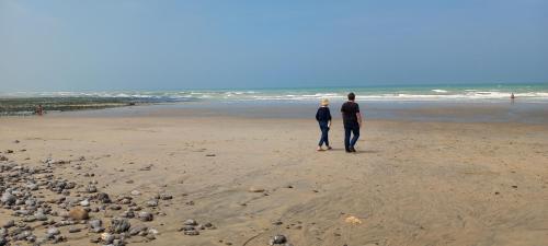 沙灘, La Croisée des Chemins (La Croisee des Chemins) in 阿爾克拉巴泰勒