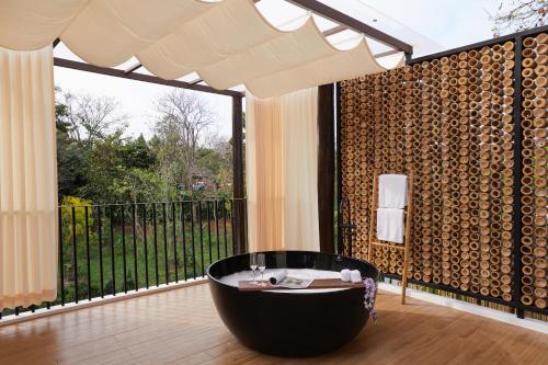 Three-Bedroom Villa with Private Pool image 10
