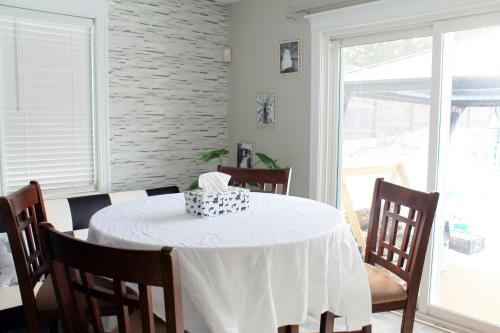 Facilities, Private bedrooms+free parking in Lower Sackville