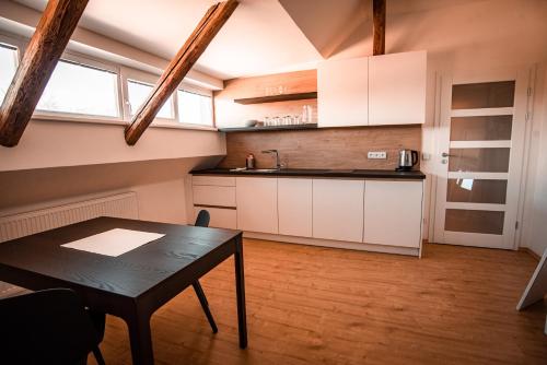 ห้องครัว, Penzion Panský dvůr Telč (Penzion Pansky dvur Telc) in สเตปนิเซ