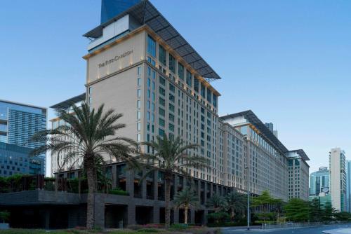 Nasma Luxury Stays - Limestone House, Dubaj