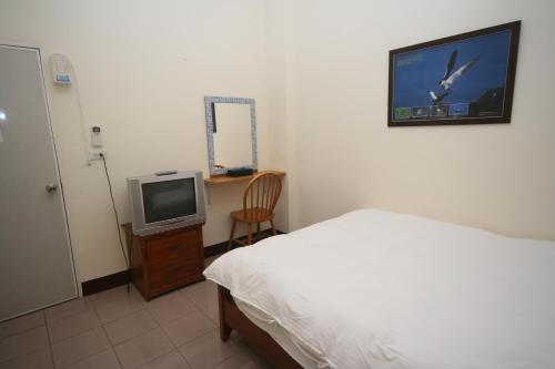 1 twin bed
