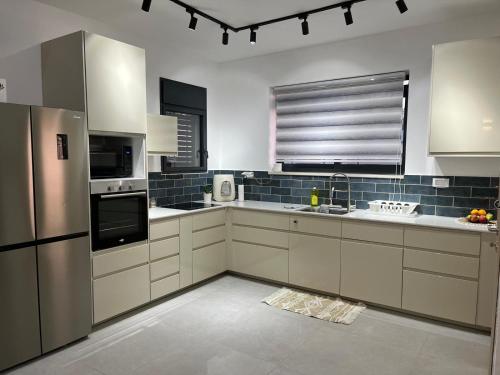 Aramis Suite in Neot Golan