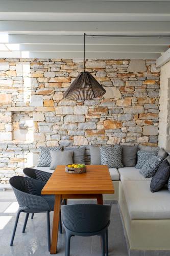 Ambassador Luxury Villas - image 11