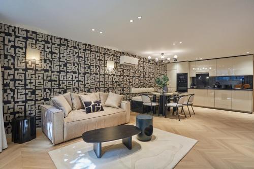 Résidence Luxembourg St Germain des Près by Studio prestige, Paris