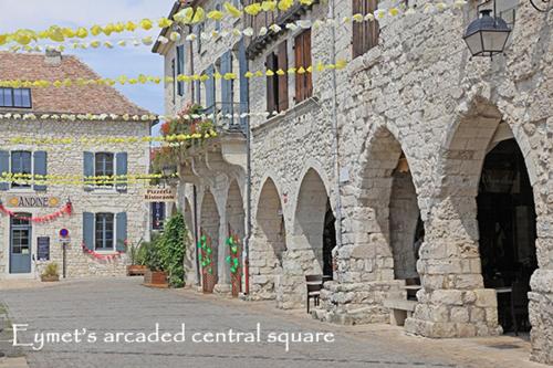 Labarthe Gites Pigeonnier in Saint-Aubin-de-Cadelech