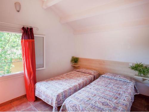 Holiday home 150m from the beach in Corsica - main image