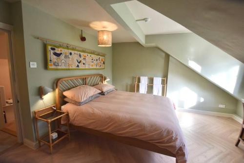 Sunny, stylish character apartment next to park, York (fotografie 5)