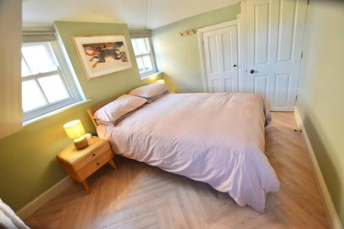 Sunny, stylish character apartment next to park, York (fotografie 9)