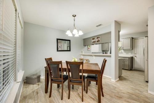 Pet-Friendly San Juan Vacation Rental with Grill!