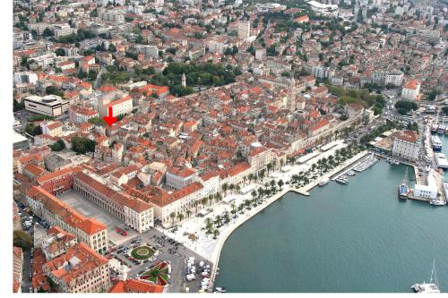 Apartment Citadela - image 13