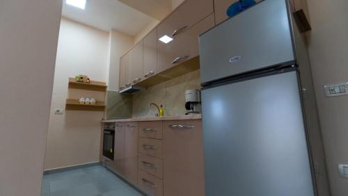 Konyha, Miloen Residence Gjiri I Lalzit in Plazhi San Pietro