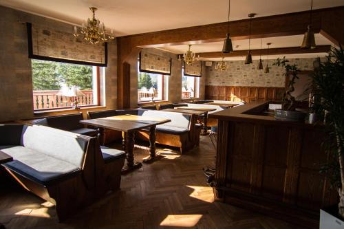 Bar/lounge, Dworek Szwajcaria in Zwardon