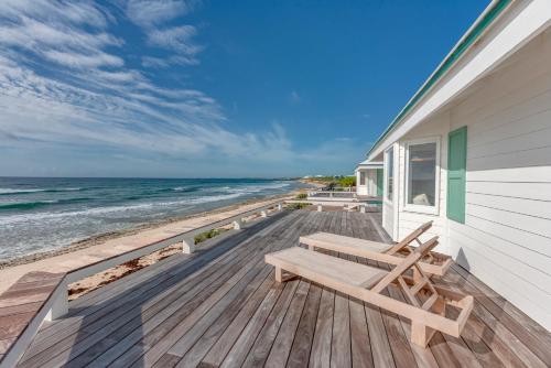 View, Elbow Reef in Elbow Cay