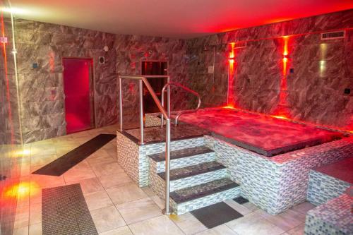 Beaumont Guest House - FREE off-site Health Club - Adults Only