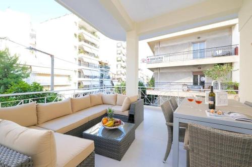 Hidden gem on the Piraeus Coast, Le Pirée